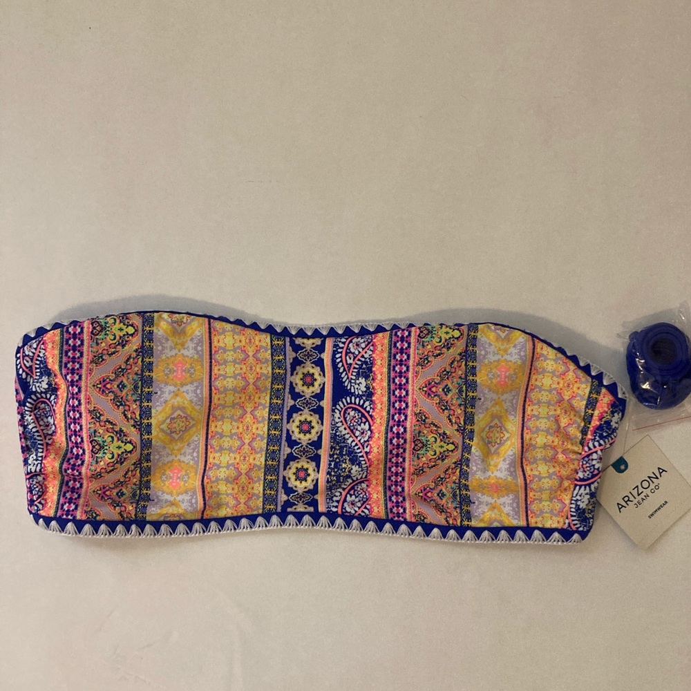 Arizona Jeans XL swim suit top NWT!